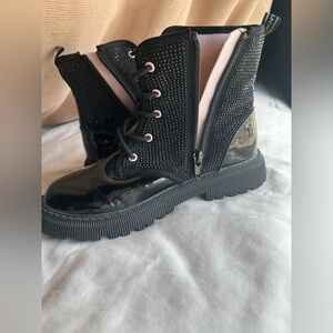 DKNY girls boots